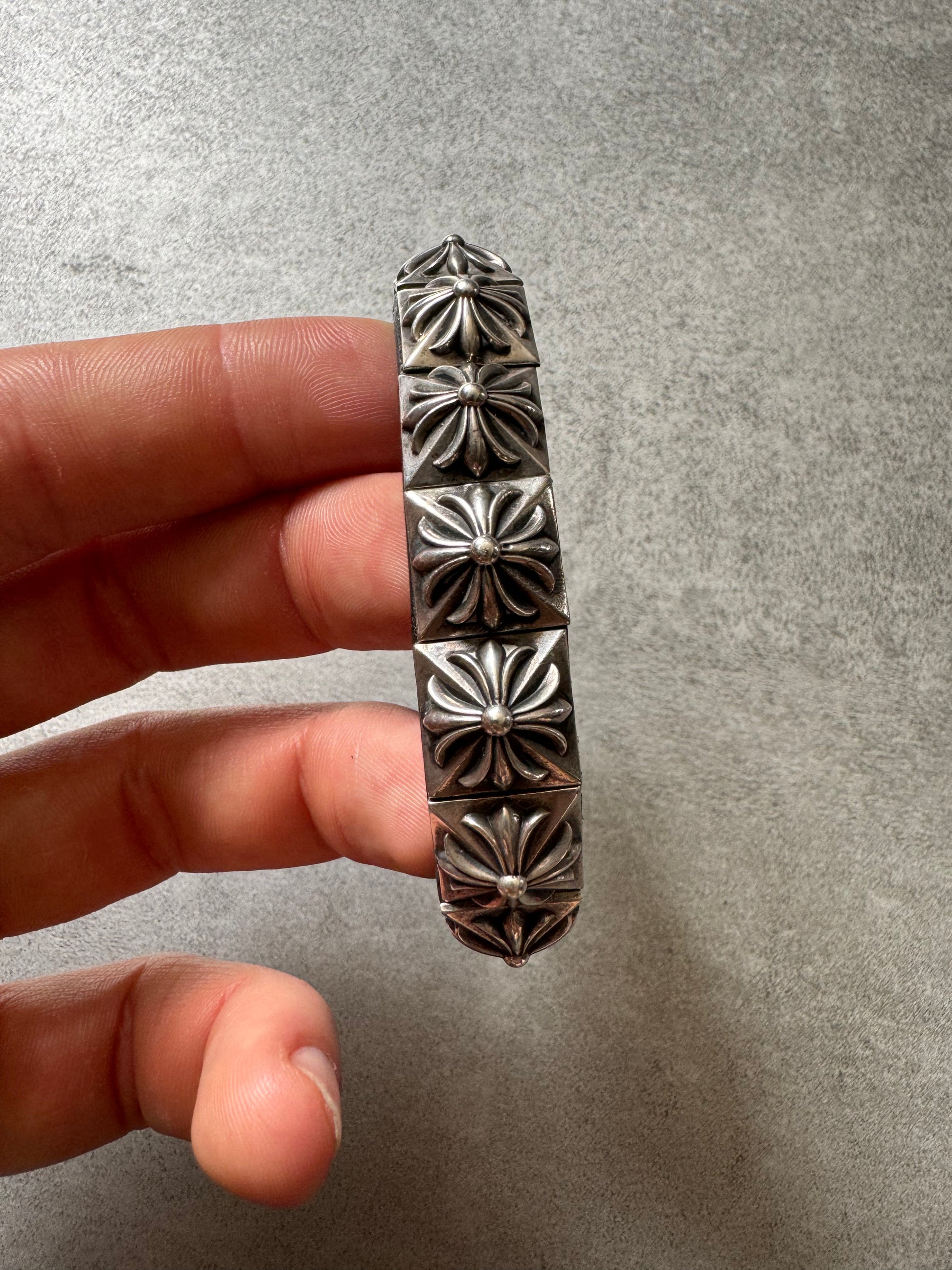 Chrome Hearts Pyramid Hinged Silver Leather Bracelet (OS) - 3