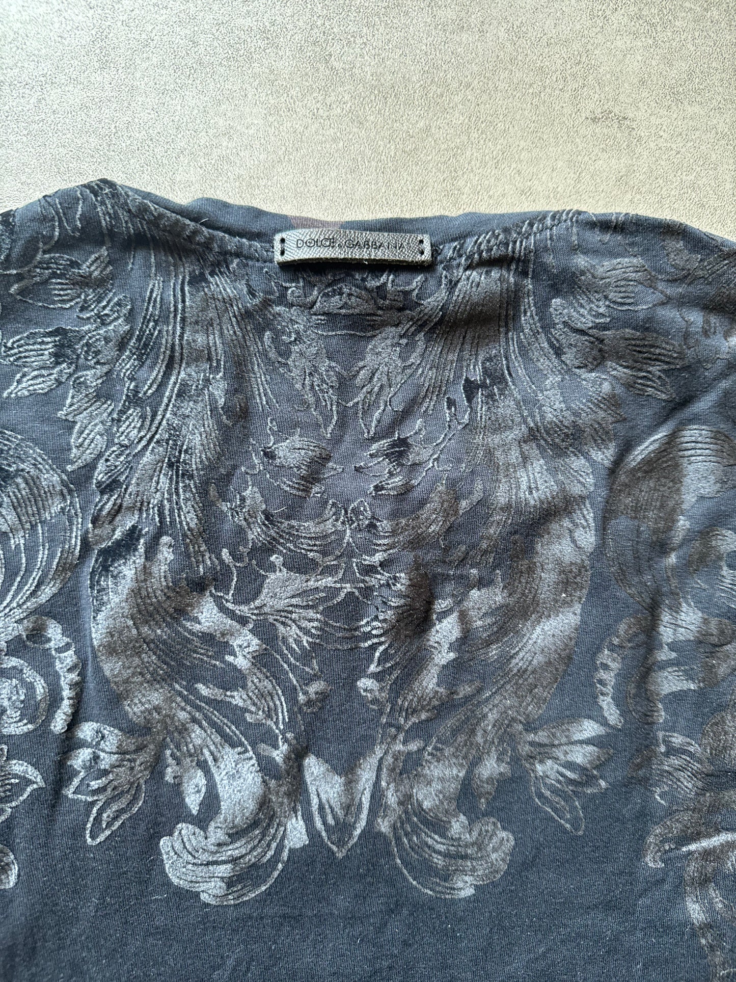 2010s Dolce & Gabbana Floral Velvet Tee-Shirt (S) - 4