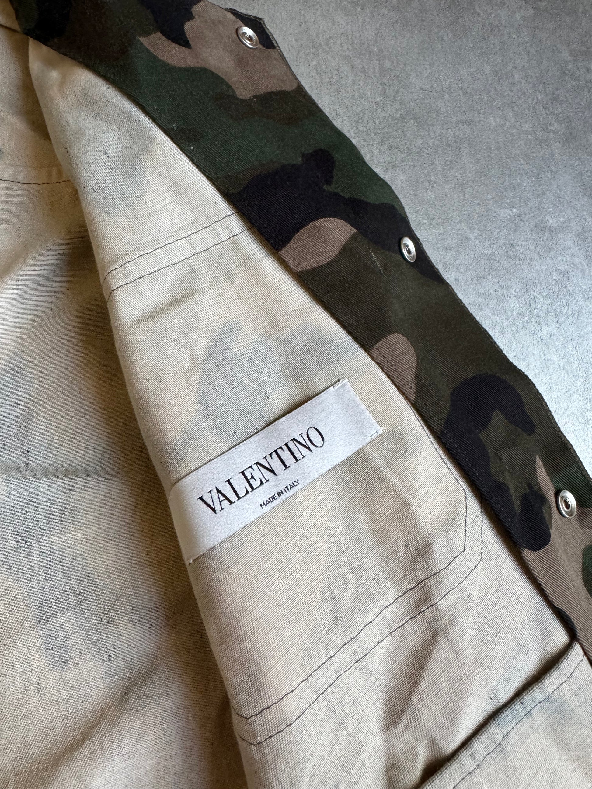 AW2020 Valentino Military Camo Light Trucker Jacket (M) - 7