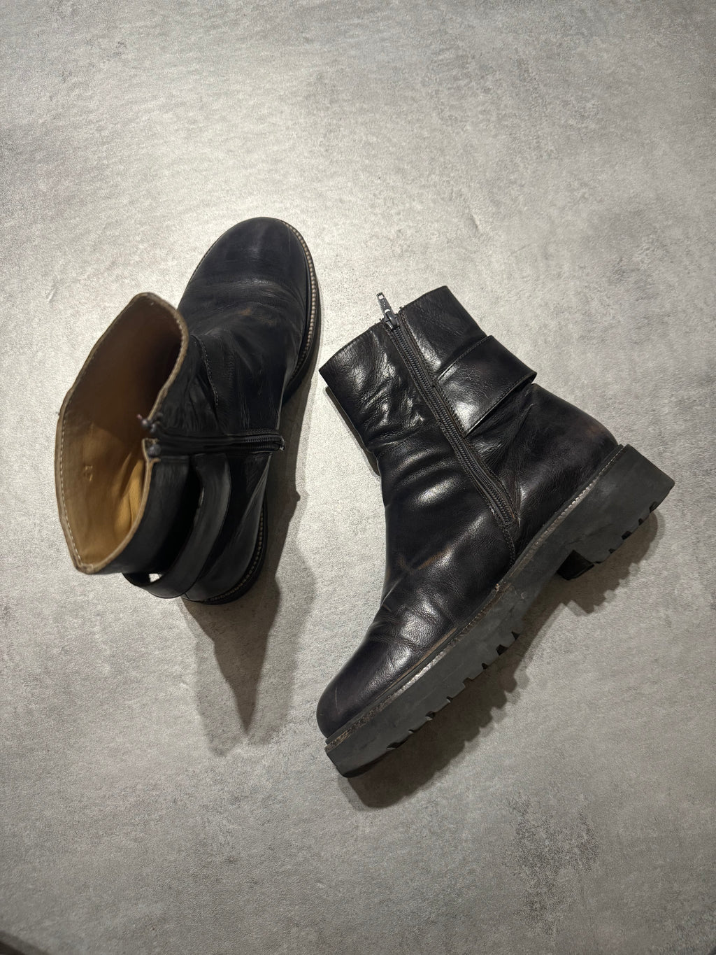 Maison Margiela Eroded Leather Strap Boots (41) - 4