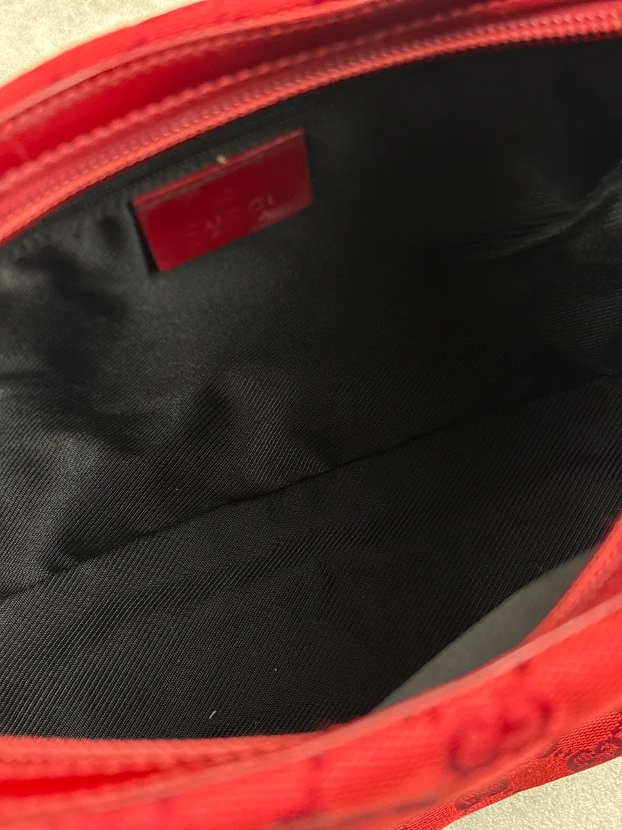 2000s Gucci Red Canvas Hobo GG Monogram Bag OCeBywsk 14
