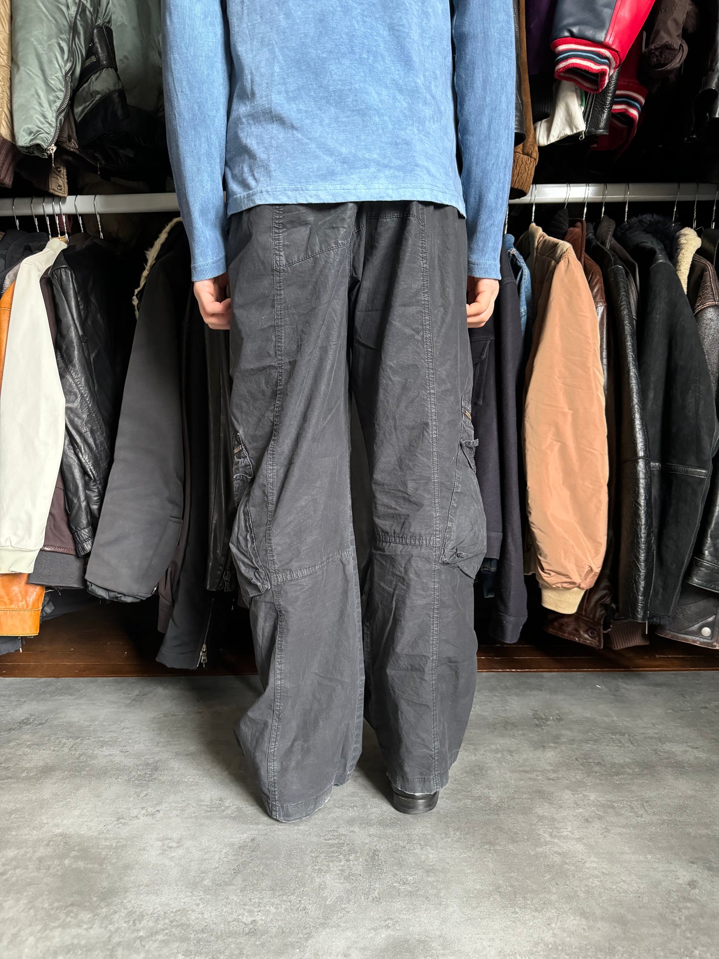 2000s Armani Wide Black Cargo Pants  (M) - 4