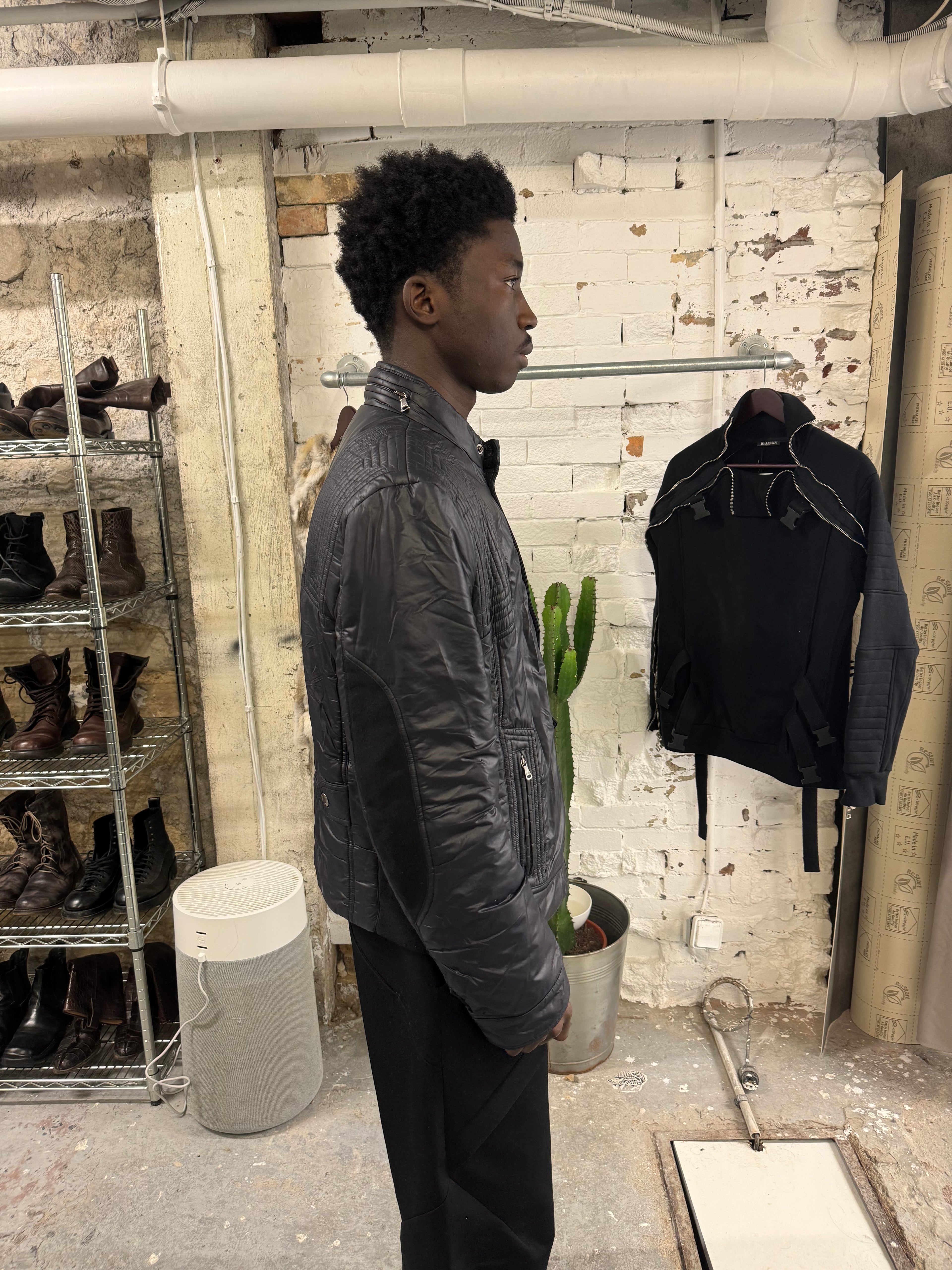 2000s Dolce & Gabbana Navy Puffer Biker Boosted Jacket (L) - 4