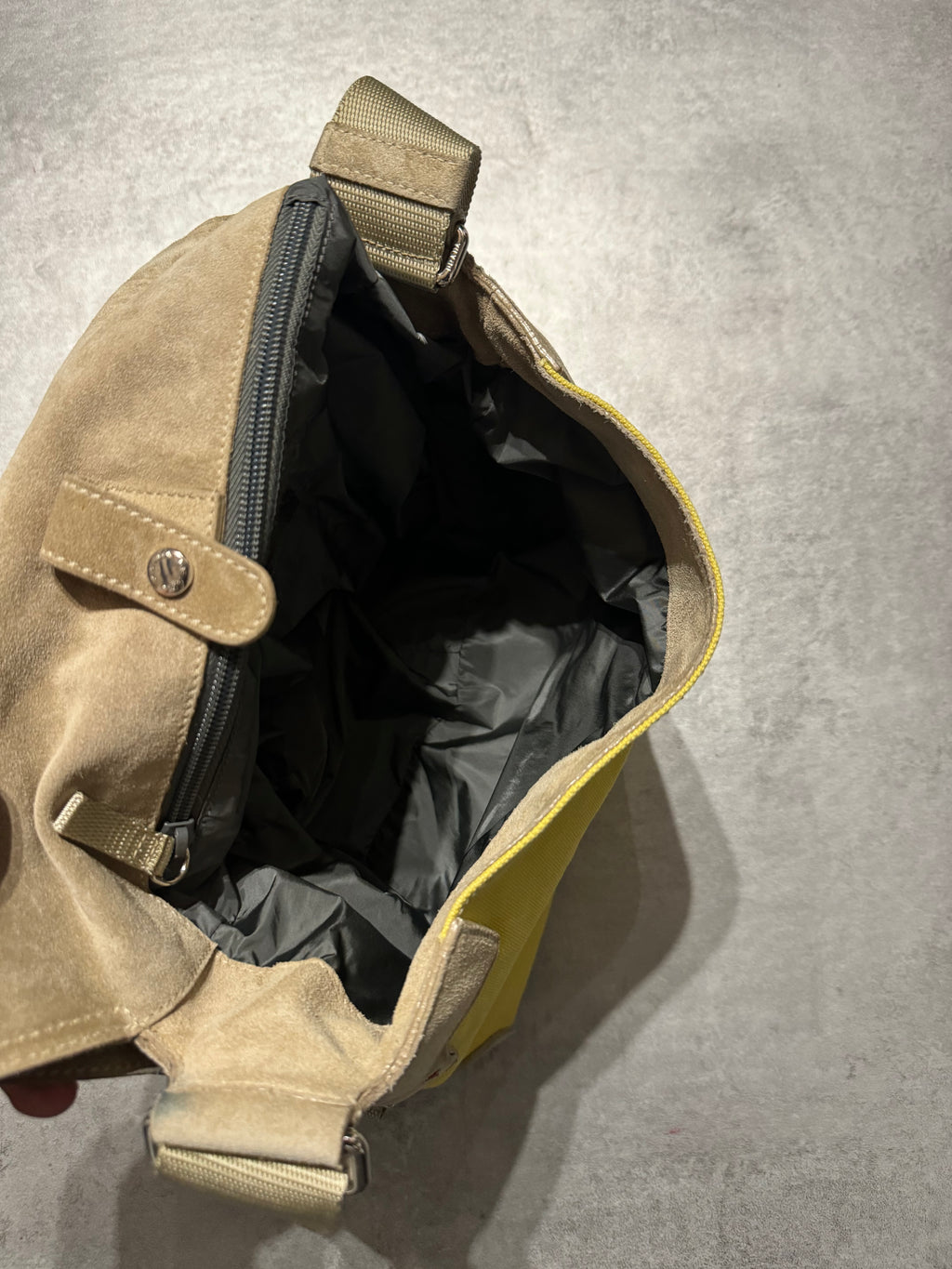 2000s Prada Linea Rossa Yellow Shoulder Bag (OS) - 4