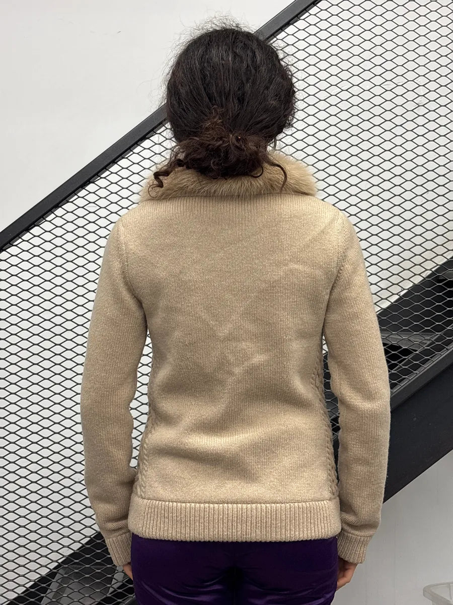 2000s Louis Vuitton Light Beige Wool Fox Fur Trim Cable Knit Sweater QLRsVziH 2