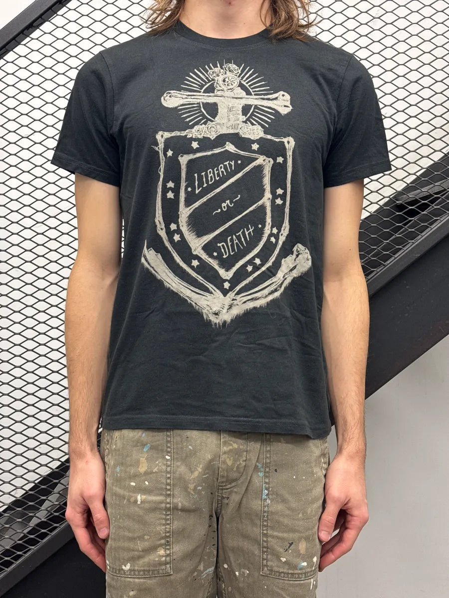 2010s Guess Black Liberty or Death Crest T-Shirt QQTjqpAy 1