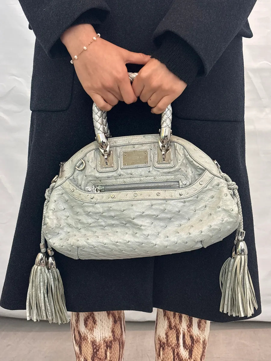 1990s Gianni Versace Couture Silver Leather Ostrich-Embossed Tassel Handle Bag QgmFcRrw 2