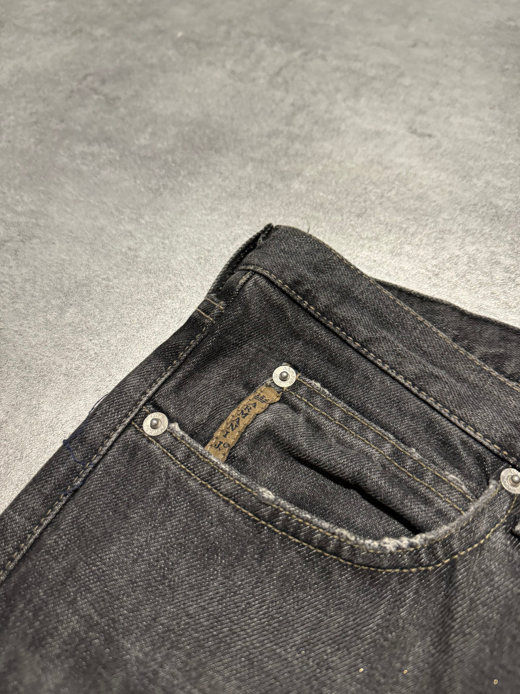 2000s Armani Grey Large Cozy Denim Jeans (L) - 5