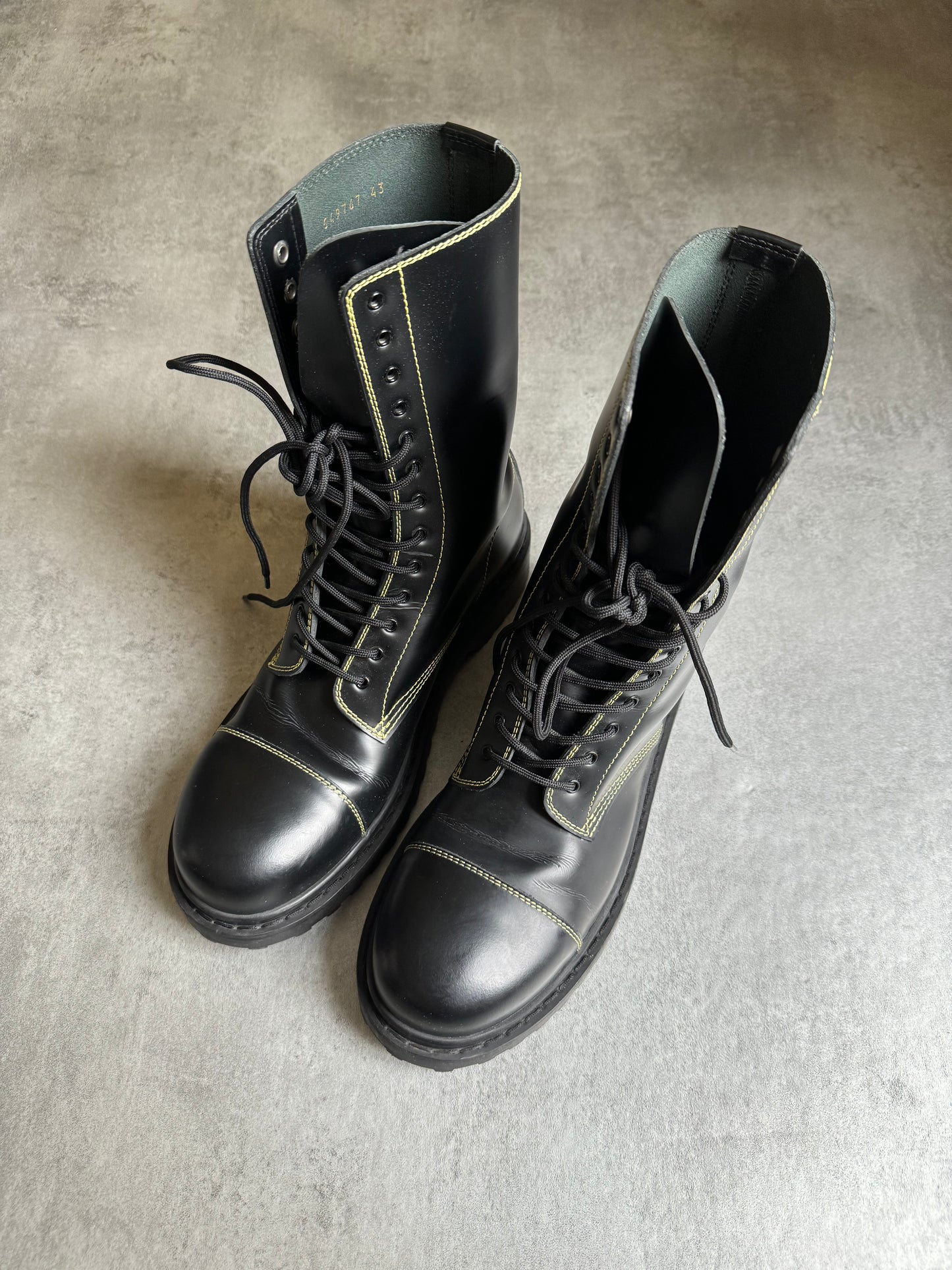 Balenciaga Amphibia Black Hummer Leather Strike Boots (43) - 10