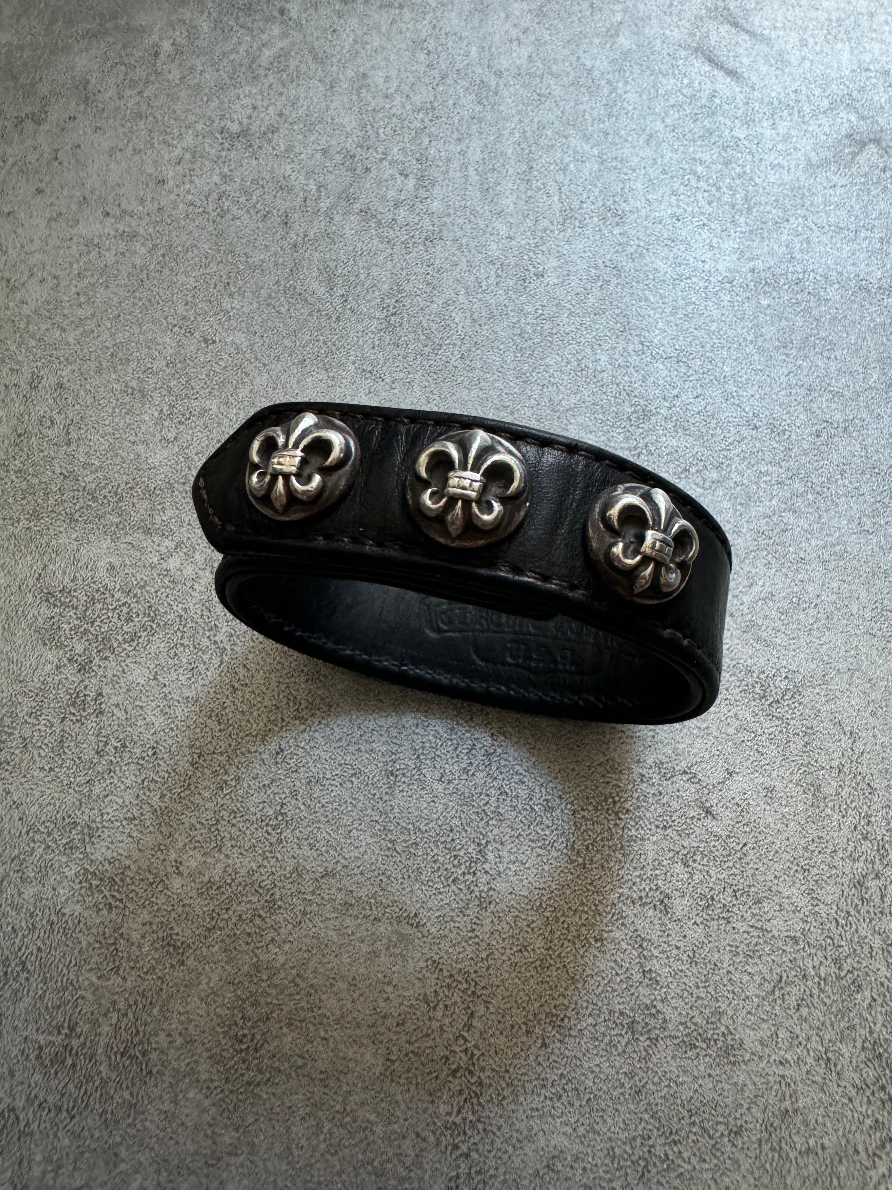 Chrome Hearts Fleur de Lys Leather Snap Black Bracelet (OS Chrome Hearts Fleur de Lys Leather Snap Black Bracelet (OS