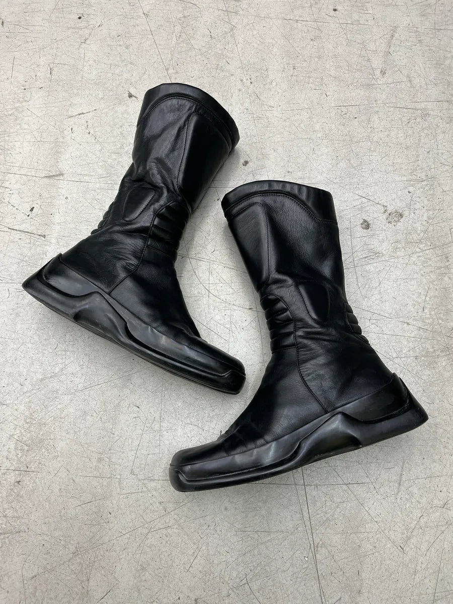 AW1999 Prada Futuristic Moto Black Leather Boots TKybndhI 1