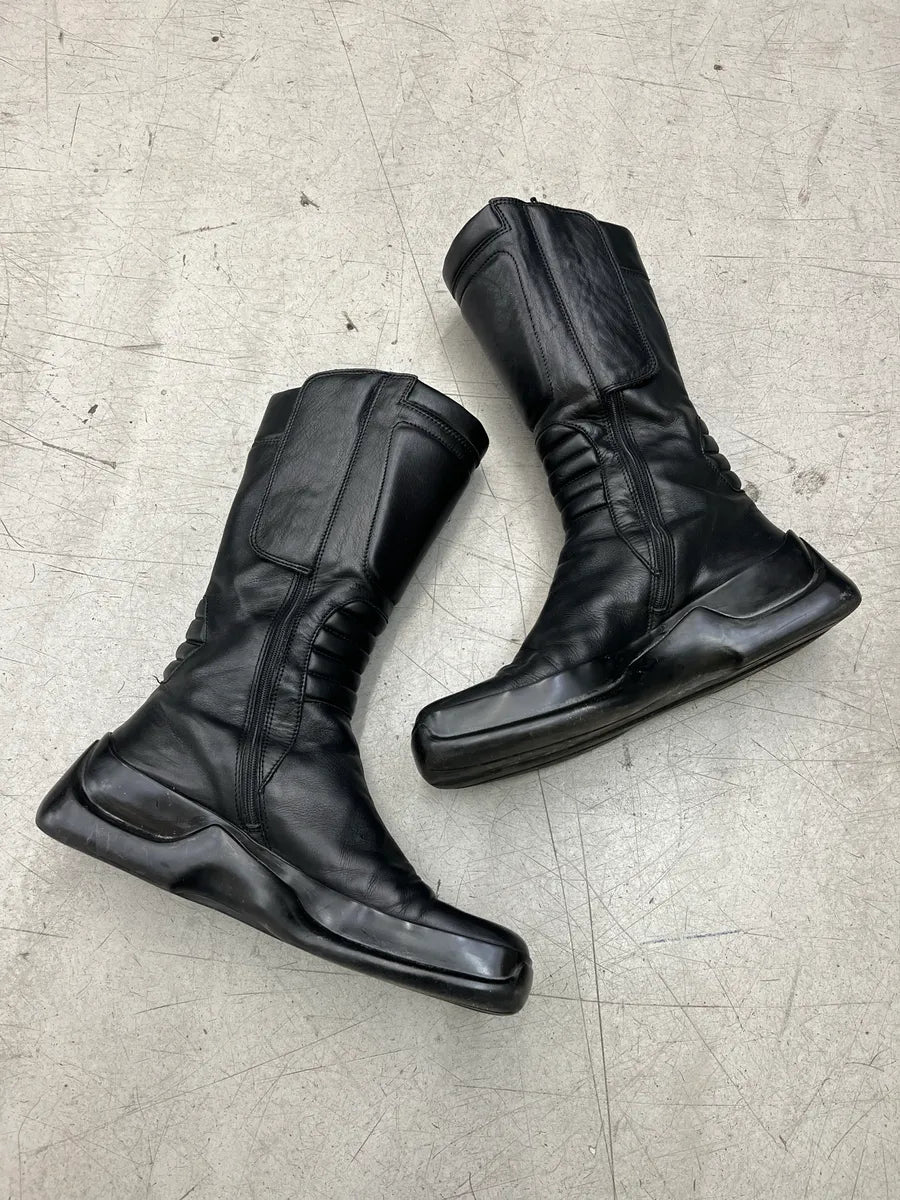 AW1999 Prada Futuristic Moto Black Leather Boots TKybndhI 2