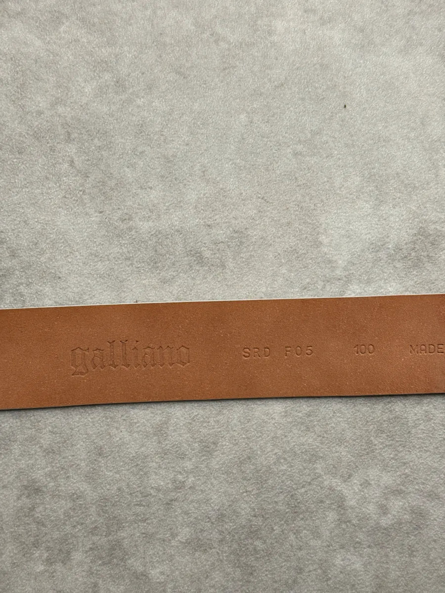 2000s Galliano White Leather Newspaper Magazine Belt TRobICAn 6