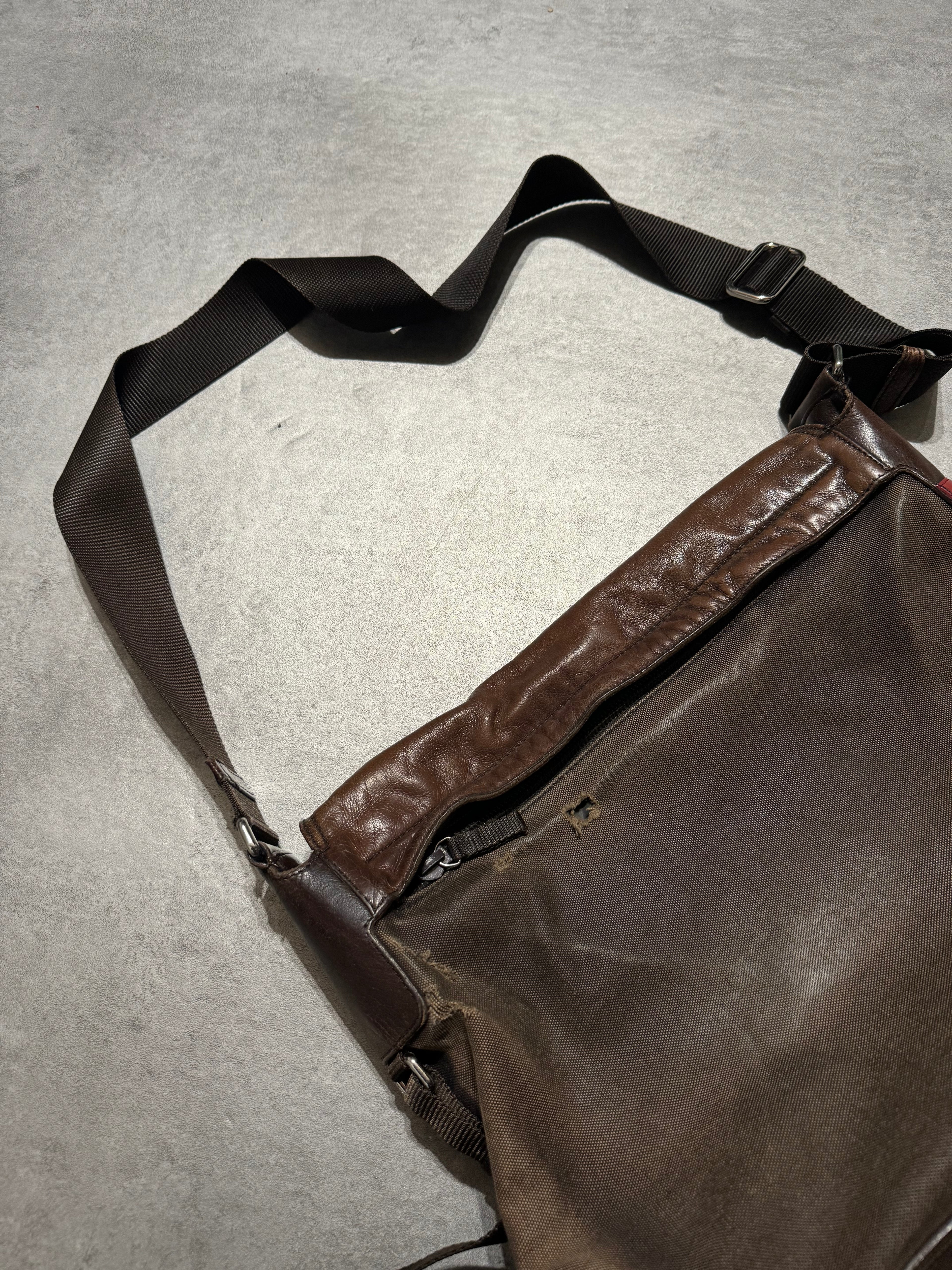 2000s Prada Linea Rossa Brown Leather Distressed Shoulder Bag (OS) - 7