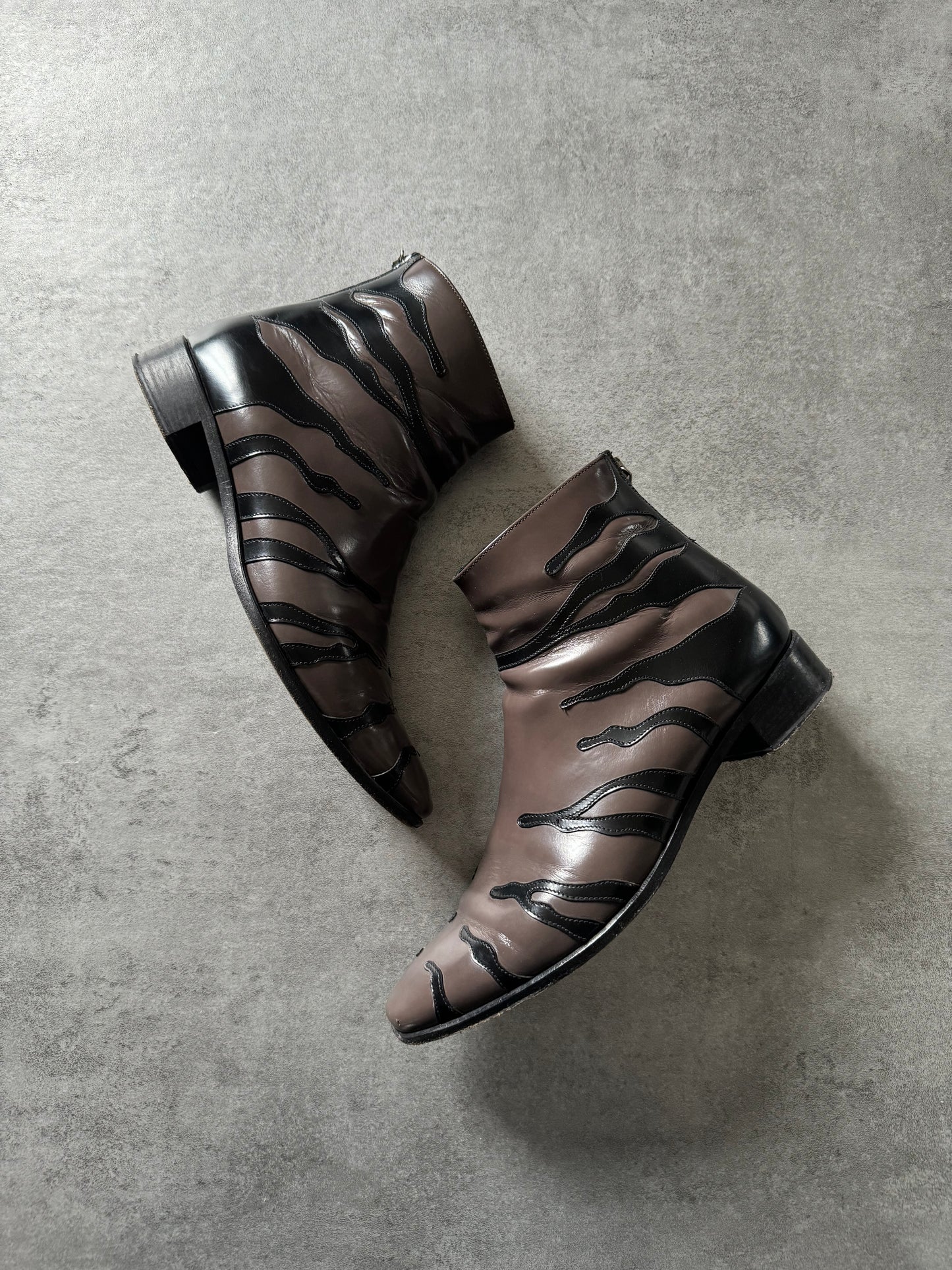 2000s Prada Zebra Brown Leather Boots (37,5) - 2