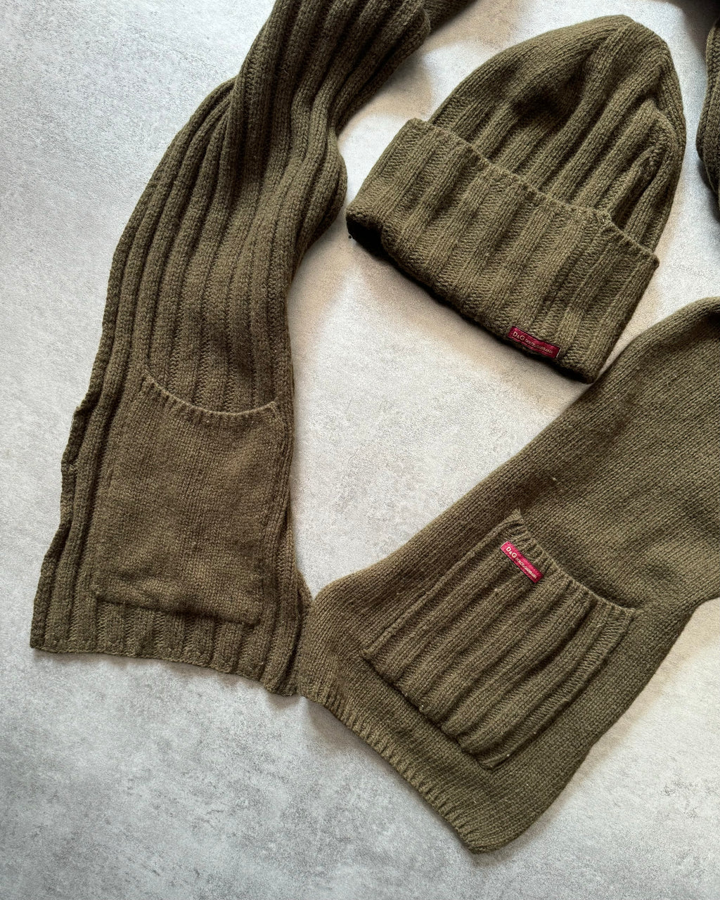 AW2003 Dolce & Gabbana Scarf & Beanie Olive Set (OS) - 5