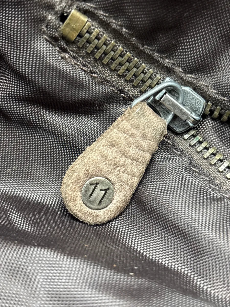 2000s Maison Martin Margiela Taupe Brown Leather Signature Multi-Pocket Handle Bag UNPMlJmr 16