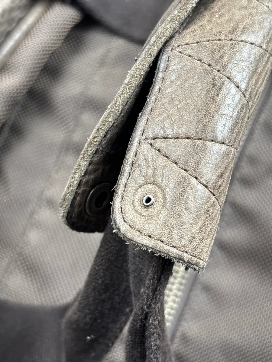 2000s Maison Martin Margiela Taupe Brown Leather Signature Multi-Pocket Handle Bag UNPMlJmr 9