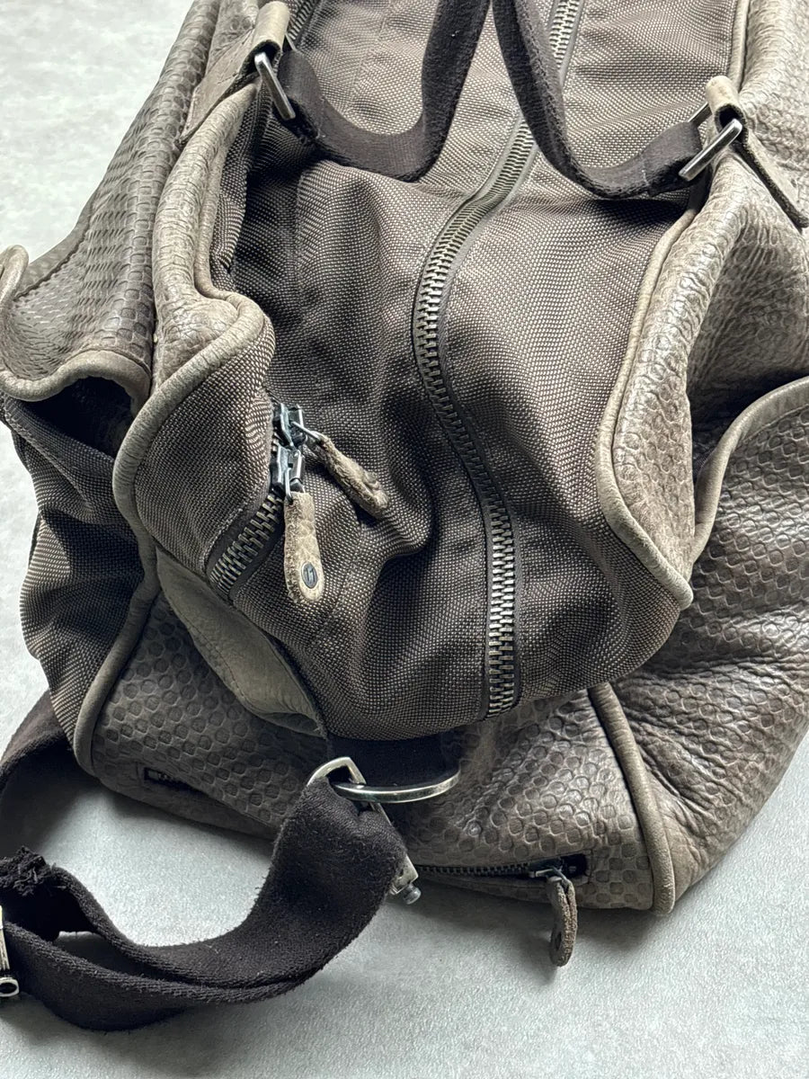 2000s Maison Martin Margiela Taupe Brown Leather Signature Multi-Pocket Handle Bag UNPMlJmr 10