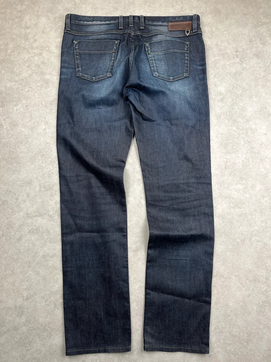 2010s Gucci Dark Indigo Denim Slim Faded Jeans UReRMTOf 4