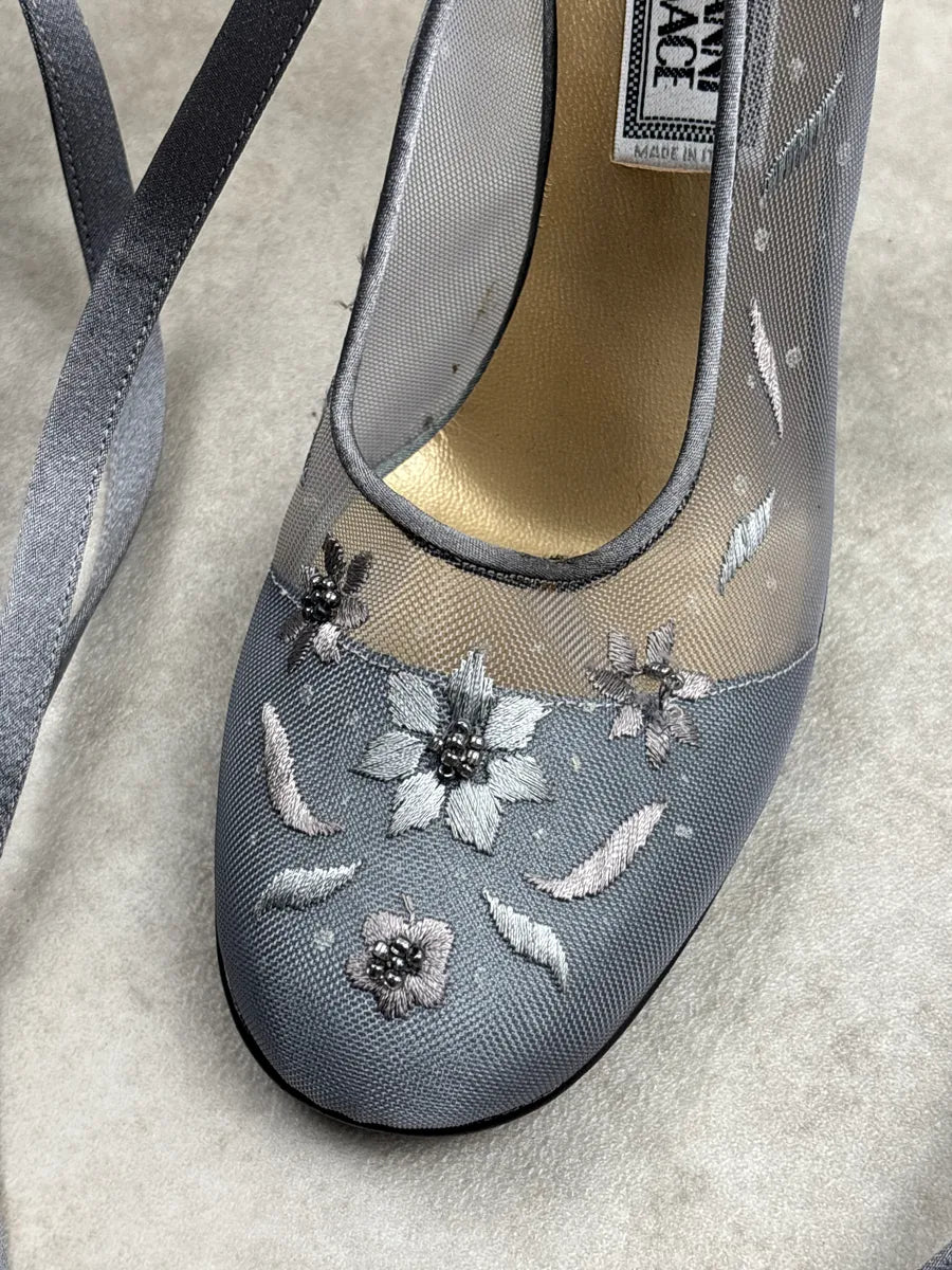 1990s Gianni Versace Grey Floral Embroidered Mesh Heels UVvyoAIR 9