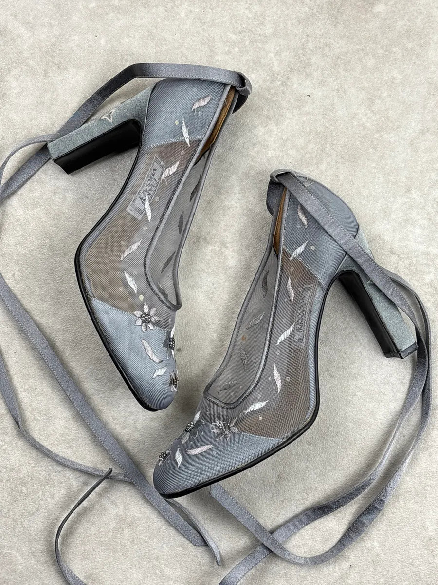 1990s Gianni Versace Grey Floral Embroidered Mesh Heels UVvyoAIR 6