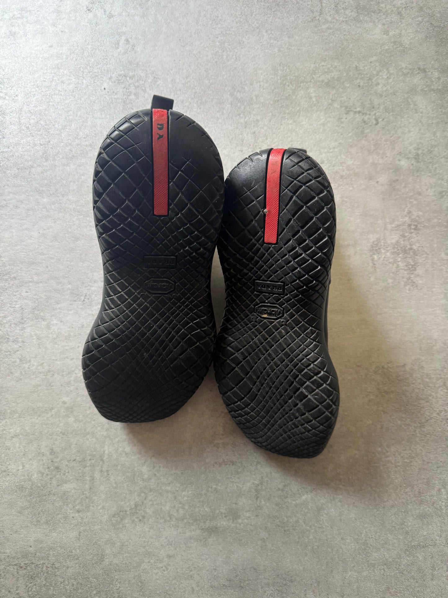 FW1999 Prada Ankle Black Leather Boots  (42,5) - 9