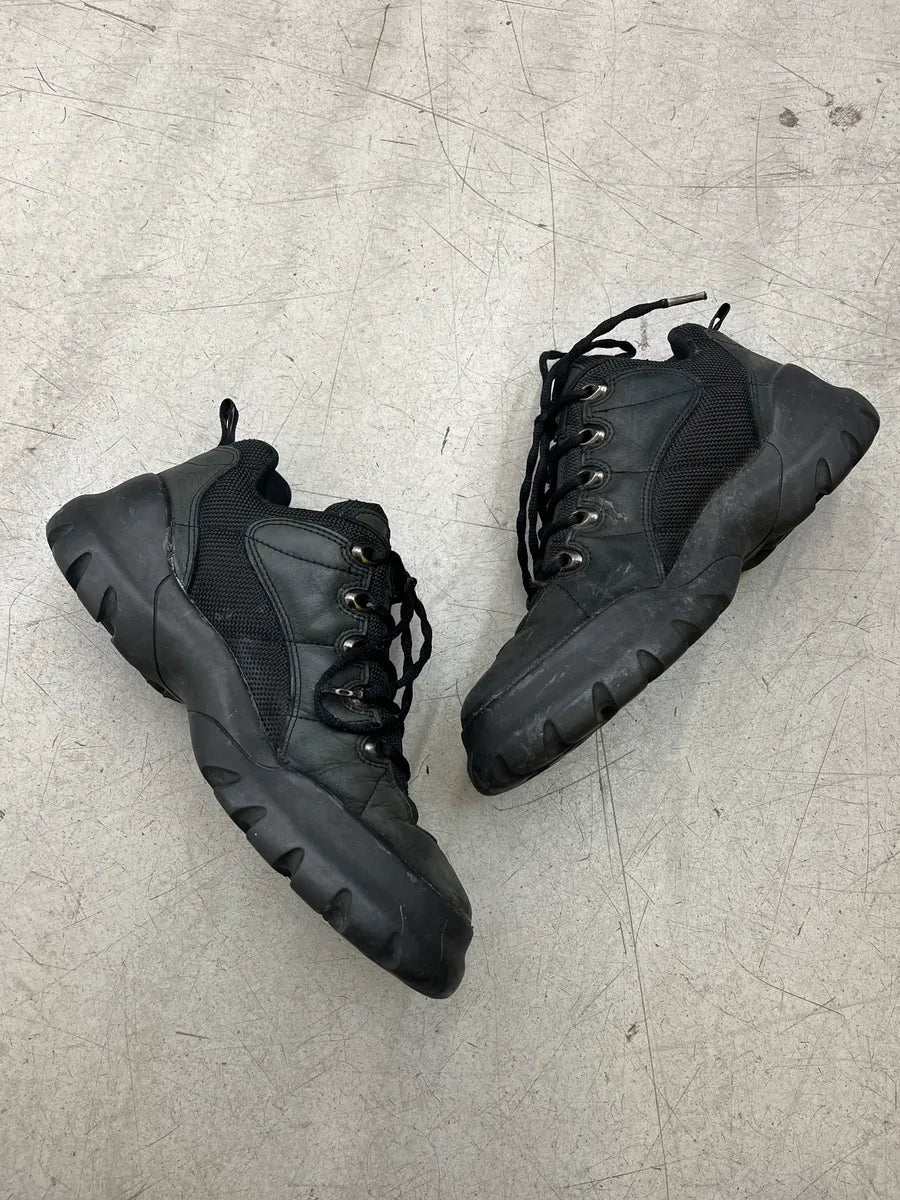 2000s Oakley Chunky Trail Black & Grey Sneakers VrXPxUCd 2