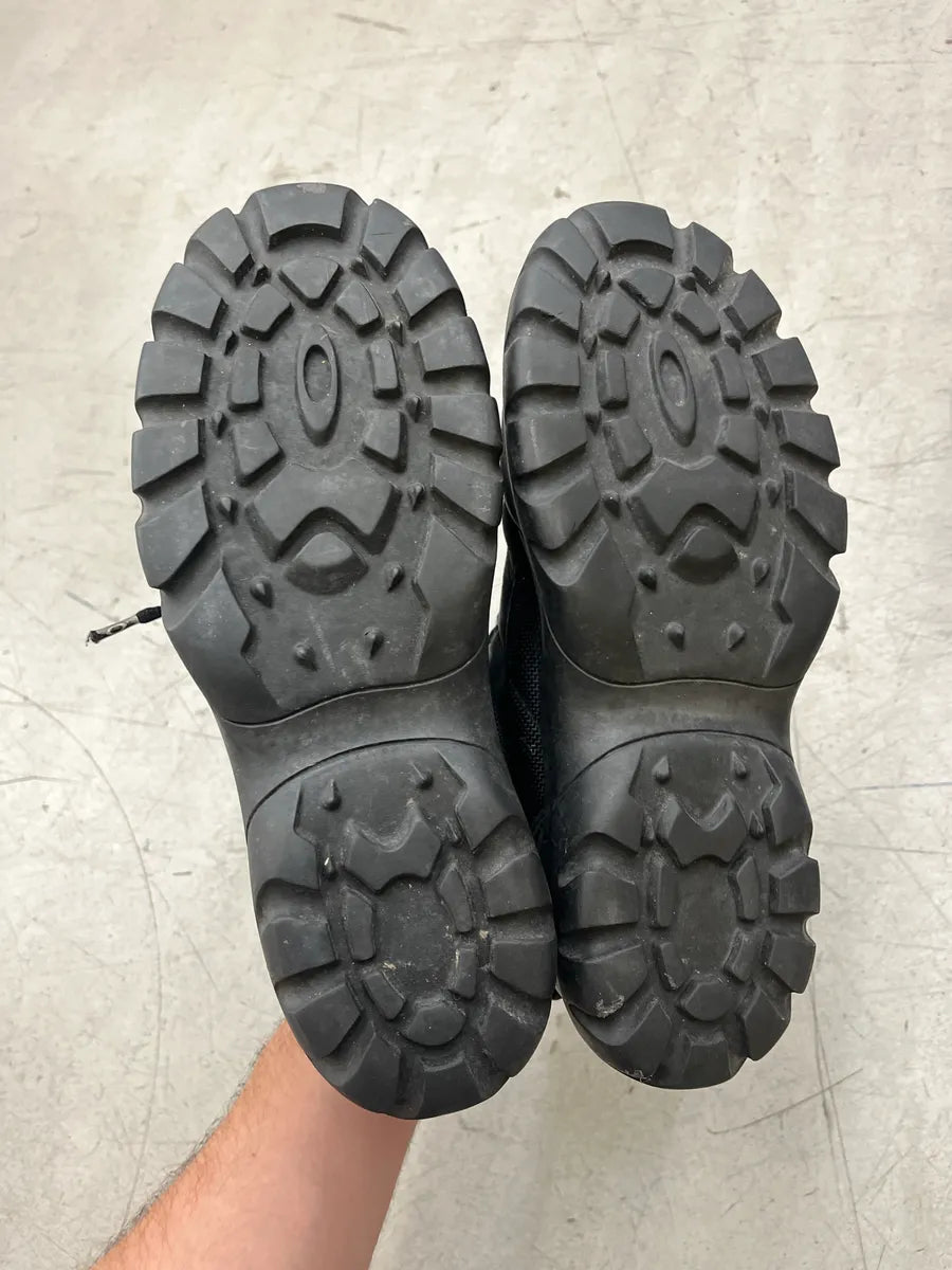 2000s Oakley Chunky Trail Black & Grey Sneakers VrXPxUCd 8