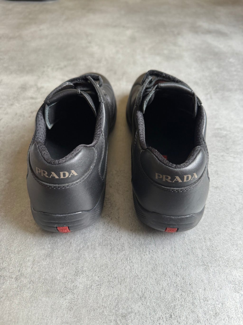 2000s Prada America's Cup Alternative Scratch Black Leather (41) - 6