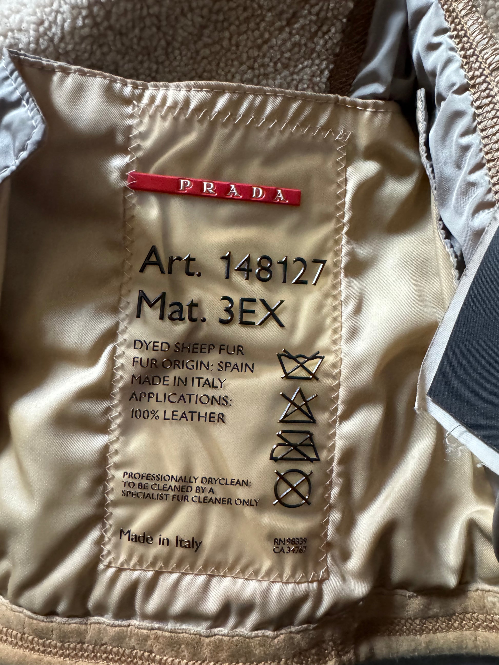 2000s Prada Premium Camel Shearling Leather Jacket  (XS) - 7