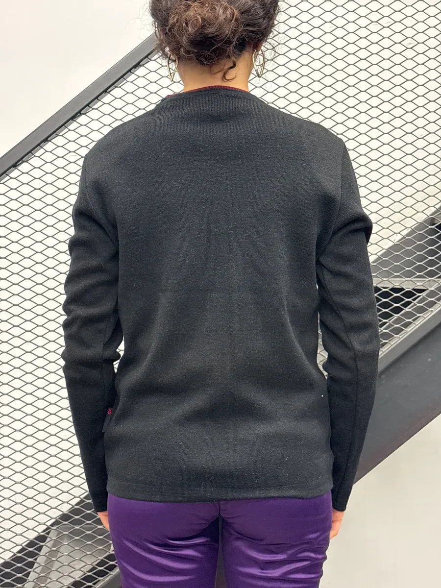 1990s Dolce & Gabbana Black & Red Merino Contrast V-Neck Sweater XqJFzkNA 2