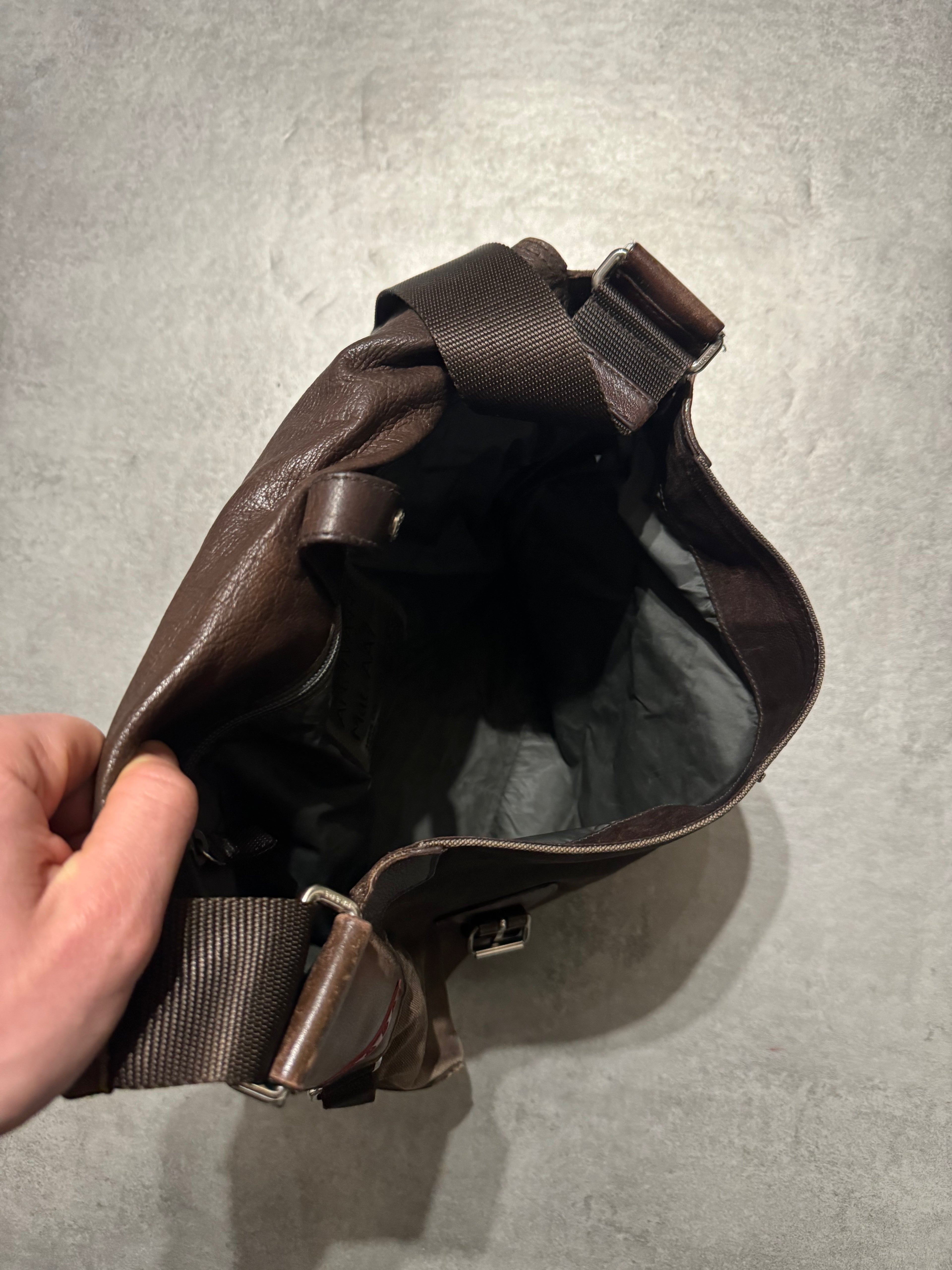 2000s Prada Linea Rossa Brown Leather Distressed Shoulder Bag (OS) - 4