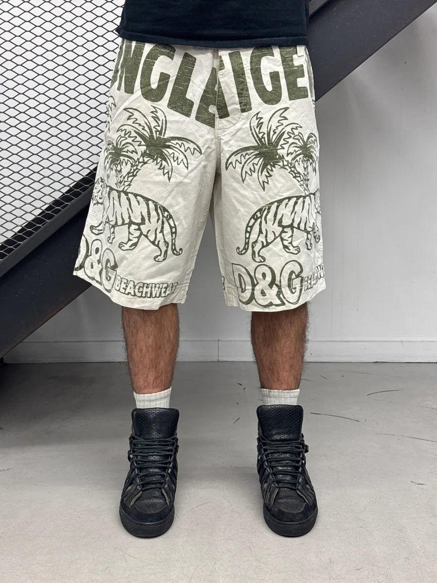 2000s Dolce & Gabbana Off-White Safari Jungle Tiger Print Shorts XzlJKCrY 0
