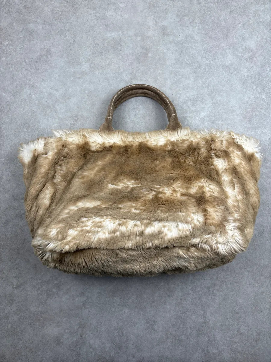 2000s Prada Beige Faux Fur Logo Handle Bag YcekEzCL 6