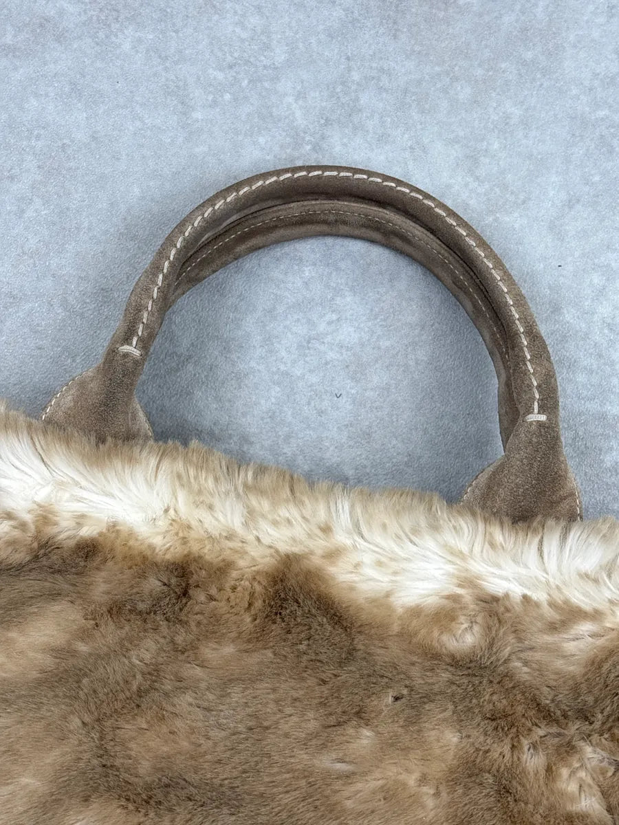 2000s Prada Beige Faux Fur Logo Handle Bag YcekEzCL 10