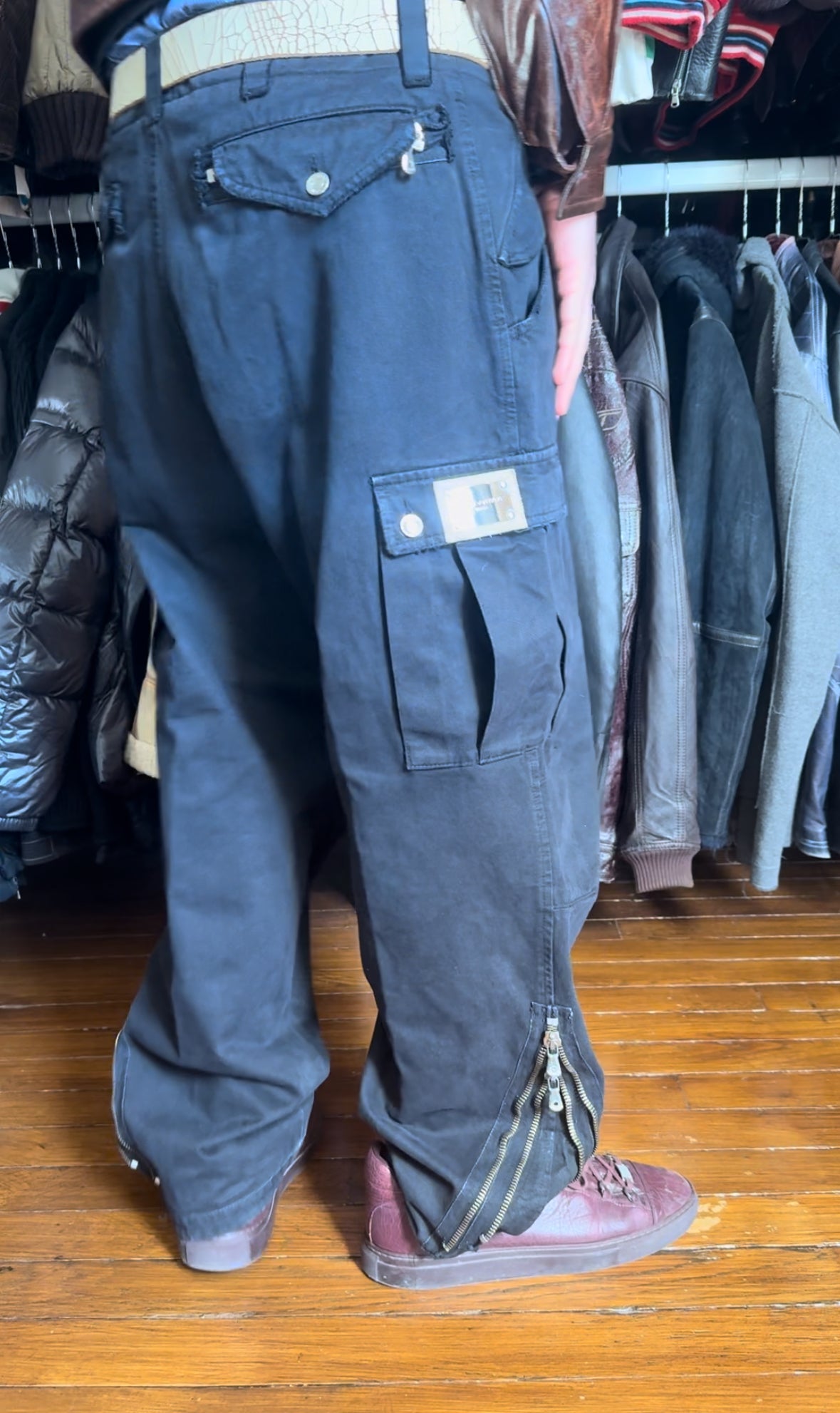 AW2002 Dolce & Gabbana Multi Zips Cargo Black Pants  (L) - 2
