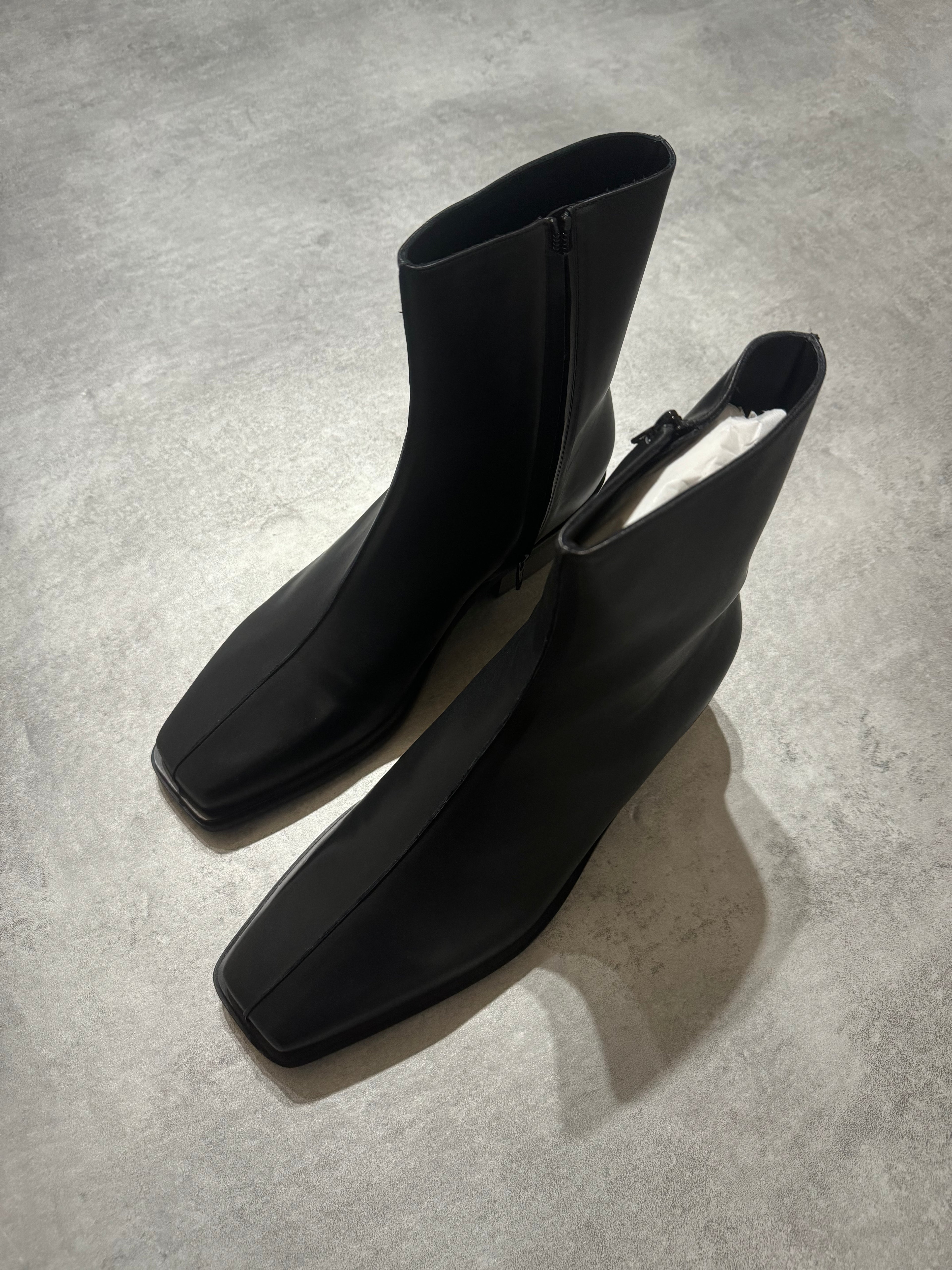 Y/project Paris‘ Best Boots Black 43 Y/project Paris Best Boots - Black | Garmentory