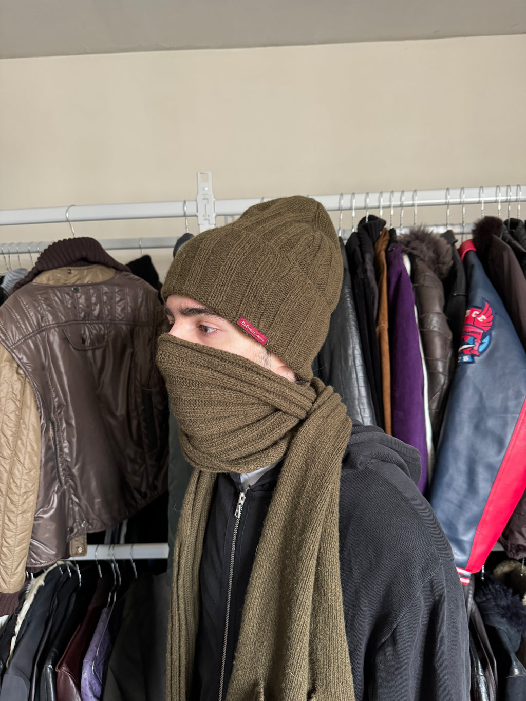 AW2003 Dolce & Gabbana Scarf & Beanie Olive Set (OS) - 3