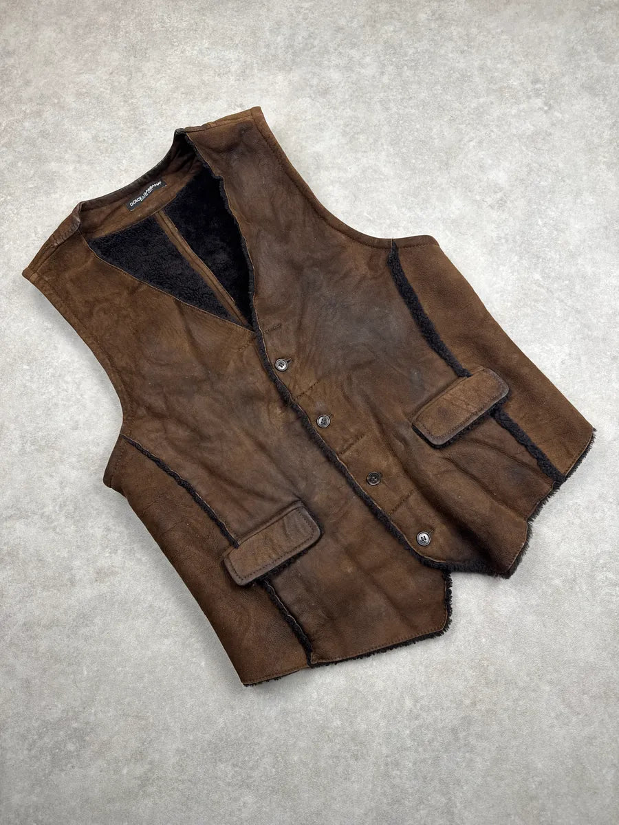 2000s Dolce & Gabbana Dark Brown Shearling Lambskin Button Front Vest ZCDKlmWA 3