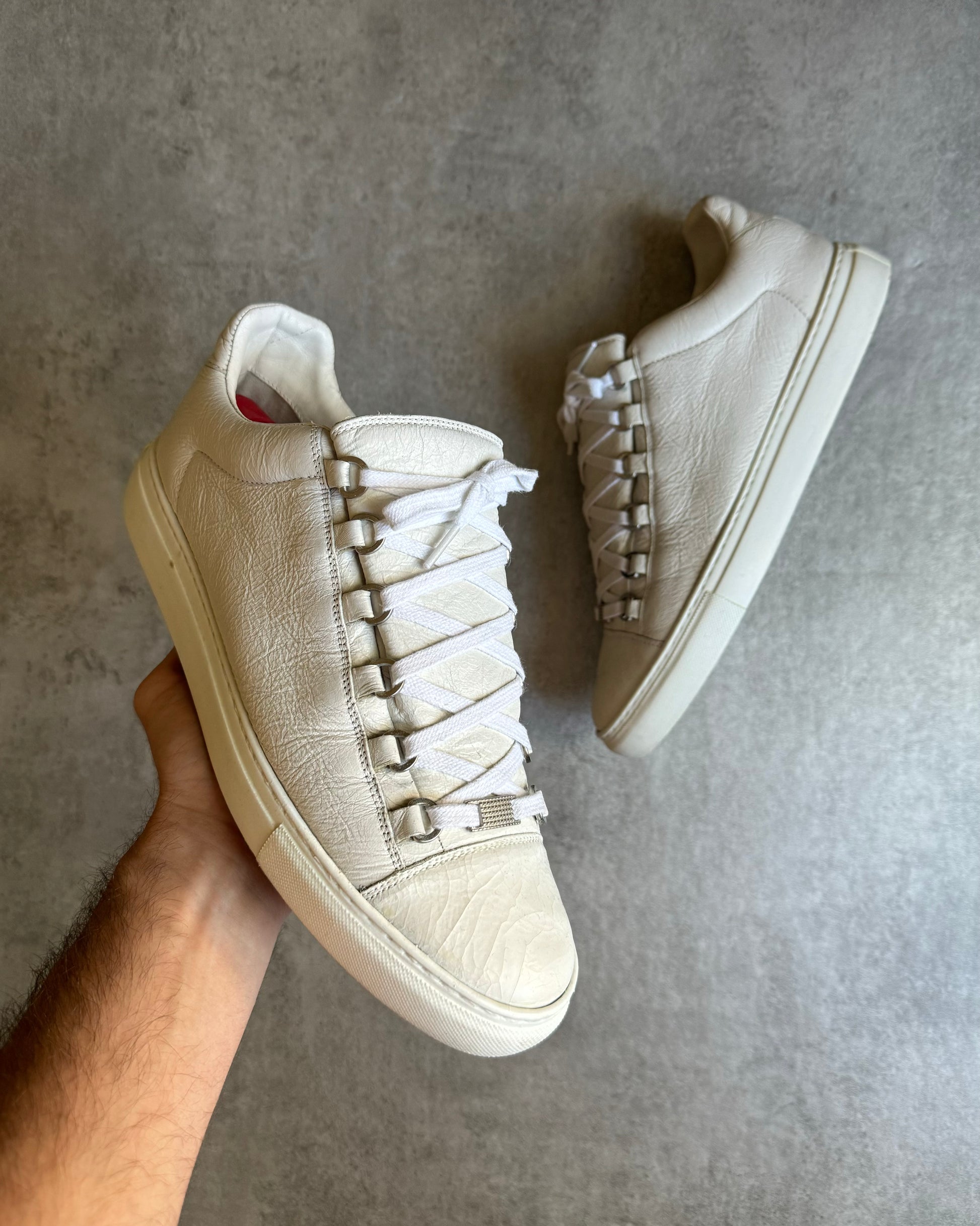 Balenciaga arena white low clearance