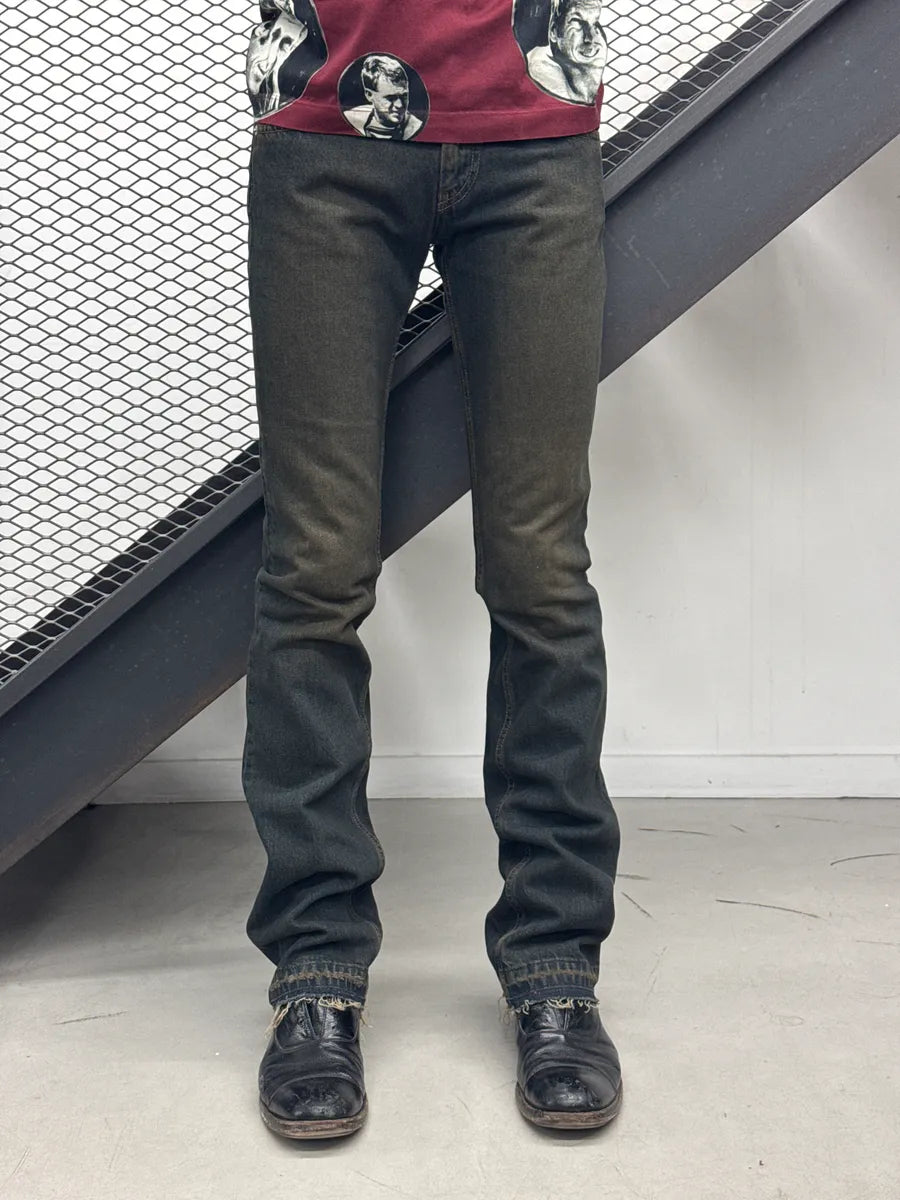 AW2006 Prada Dark Indigo Denim Distressed Straight Leg Jeans ZbhKmREq 1