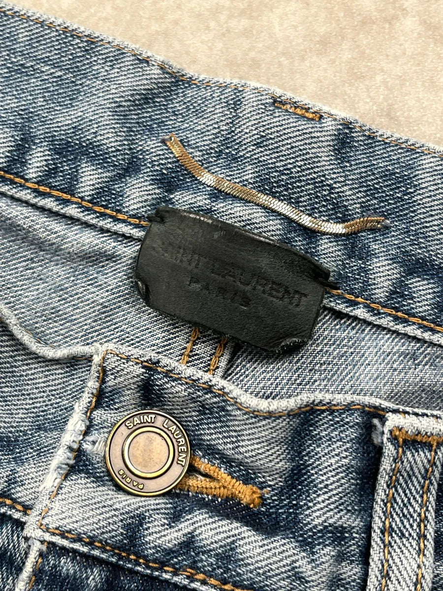 SS2018 Saint Laurent Light Blue Denim Universite Patch Distressed Jeans ZbveRthk 10