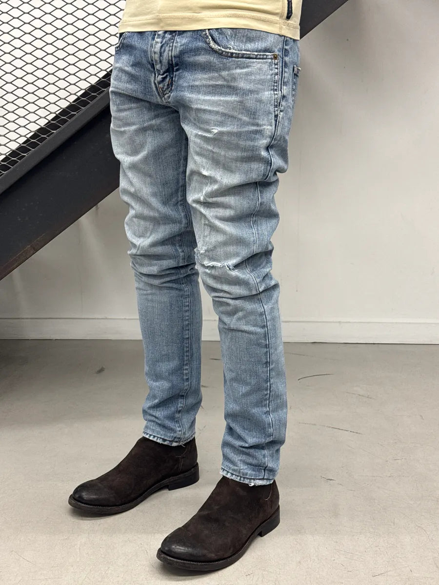 SS2018 Saint Laurent Light Blue Denim Universite Patch Distressed Jeans ZbveRthk 2