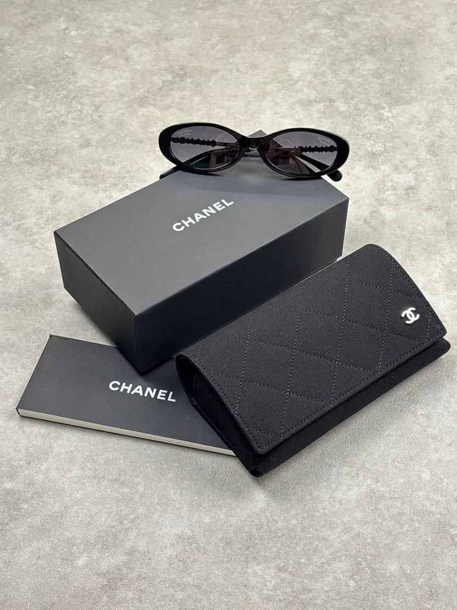 Chanel Black Acetate Logo Sunglasses ZkROtpzl 3