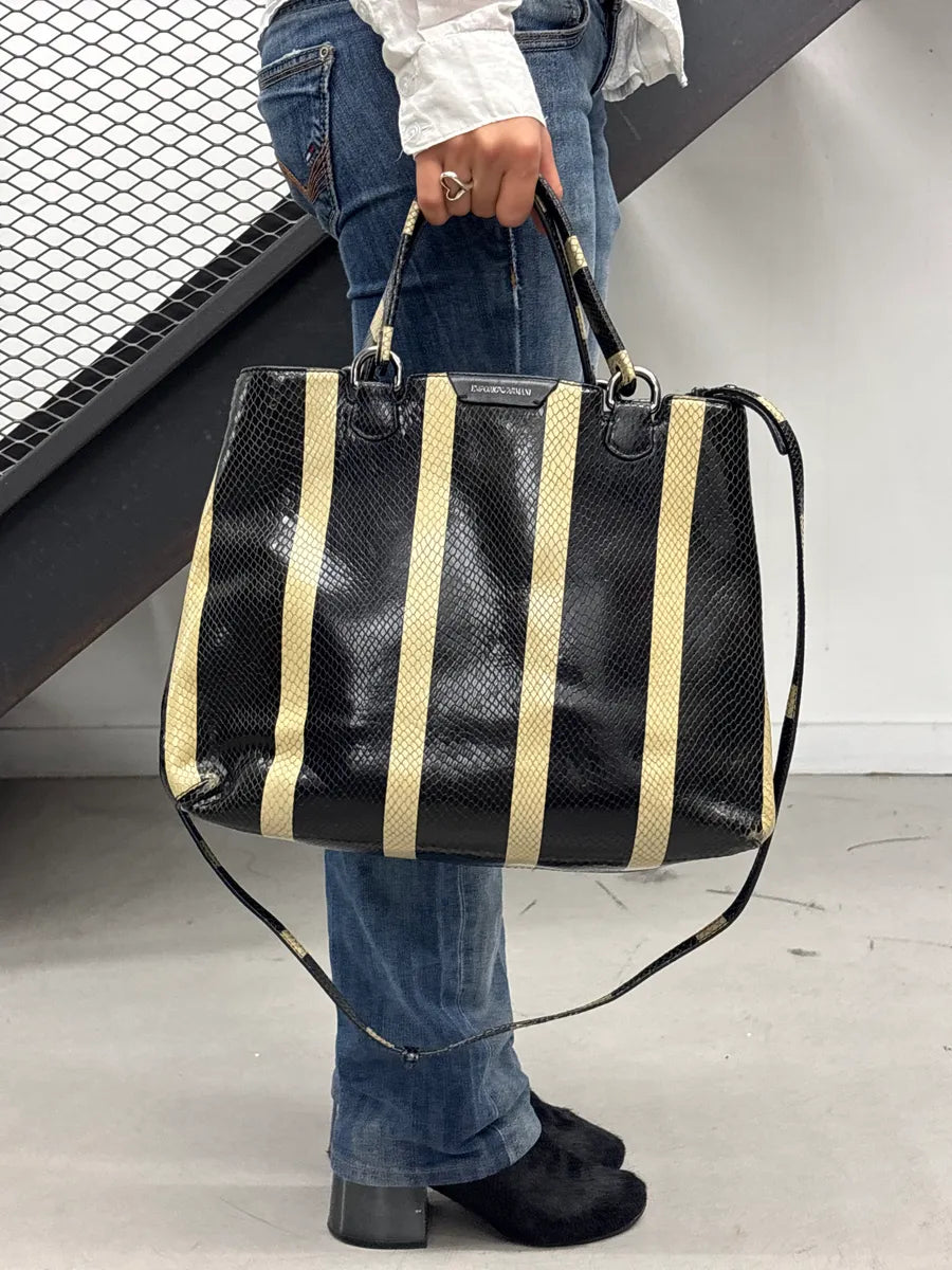 Emporio Armani Black Snakeskin-Effect Stripe Leather Totebag ZqrJDJOF 1