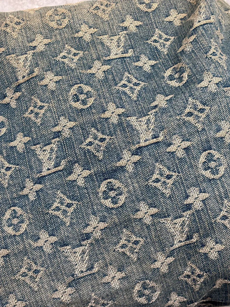 SS2005 Louis Vuitton Blue Denim Monogram Multi-Pocket Shoulder Bag by Marc Jacobs aGYvFBzO 13