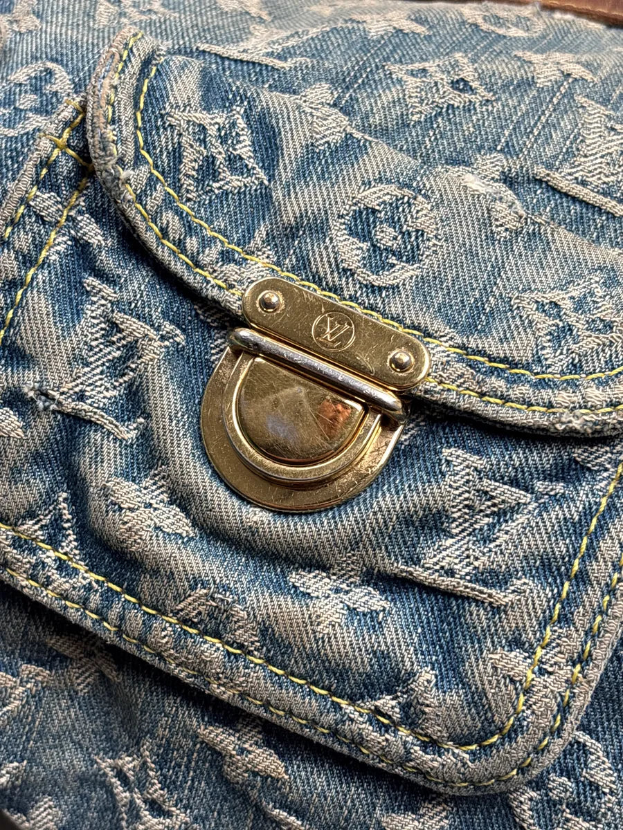 SS2005 Louis Vuitton Blue Denim Monogram Multi-Pocket Shoulder Bag by Marc Jacobs aGYvFBzO 6