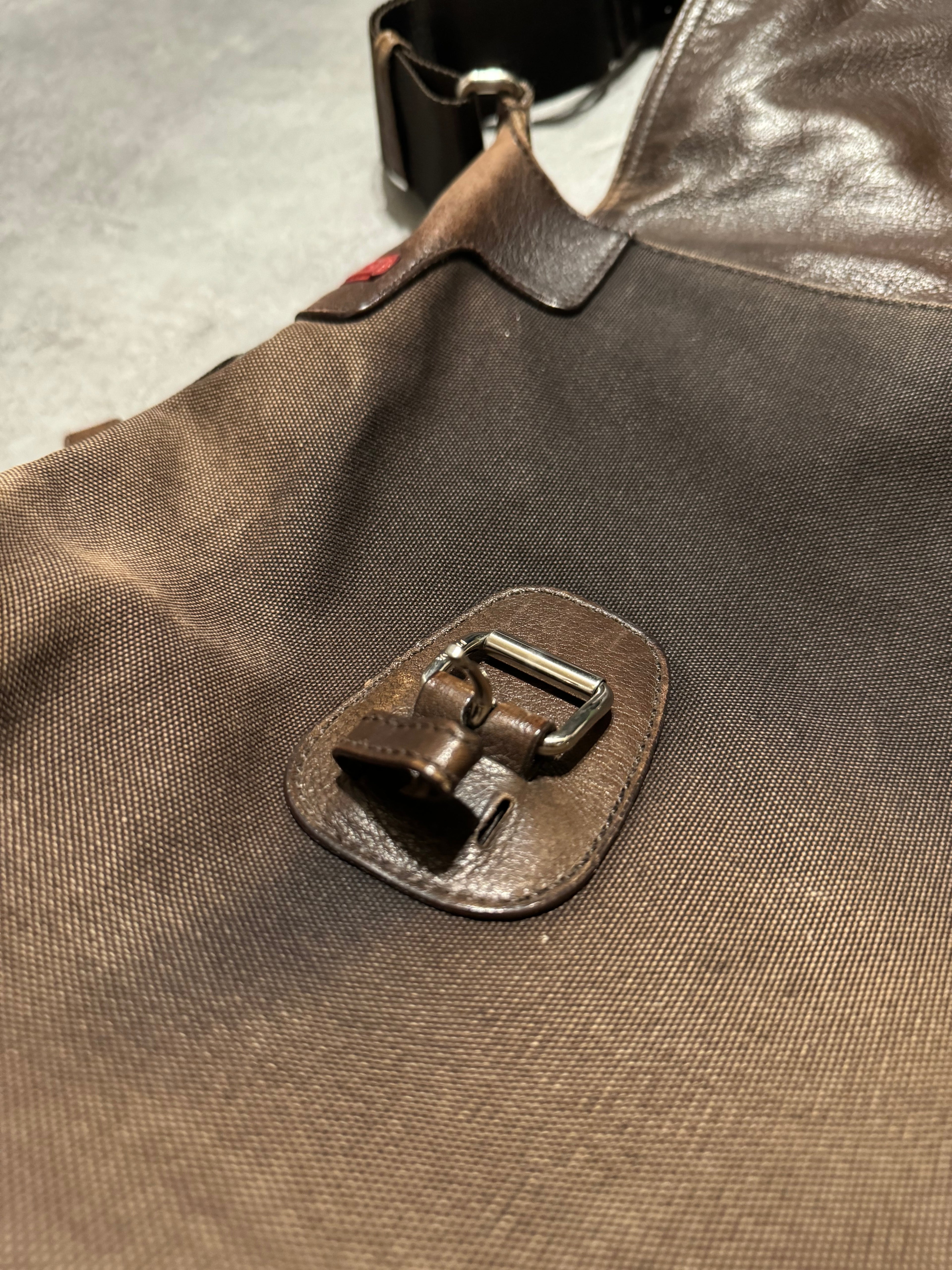 2000s Prada Linea Rossa Brown Leather Distressed Shoulder Bag (OS) - 5