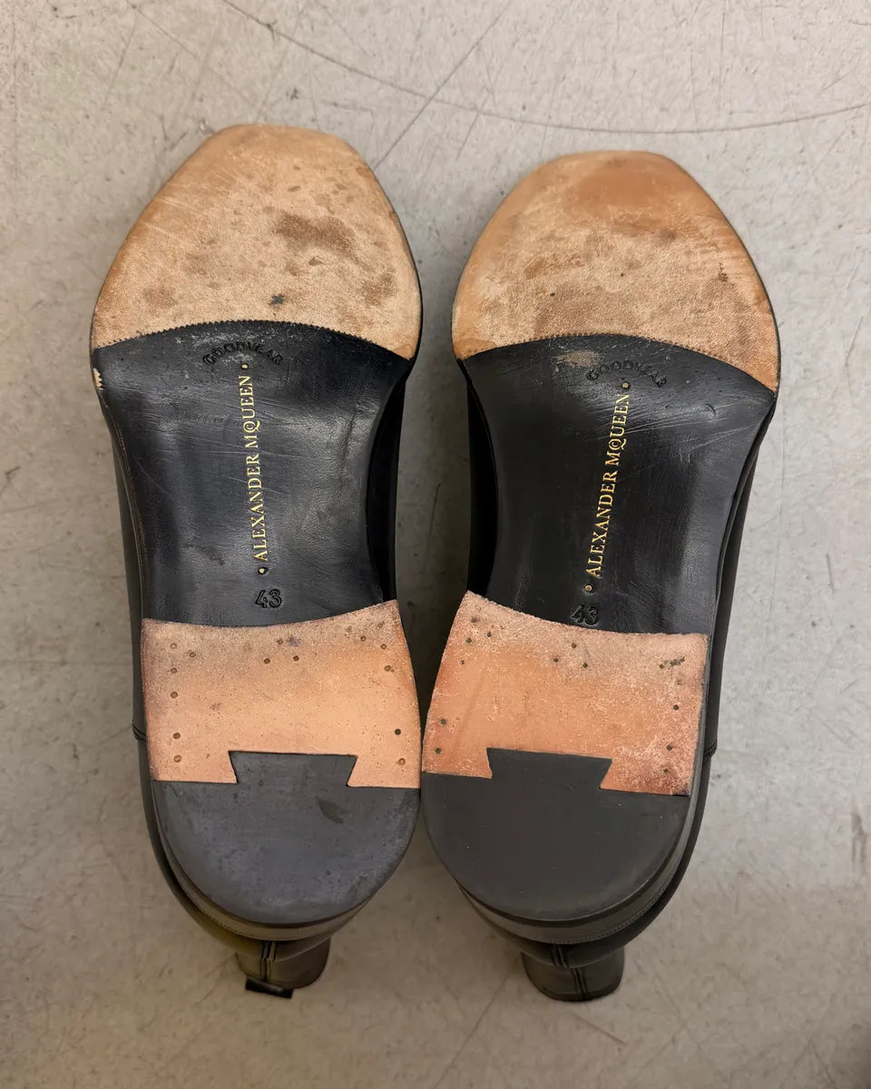 Alexander McQueen Black Leather Chelsea Boots EdSIdPB 5